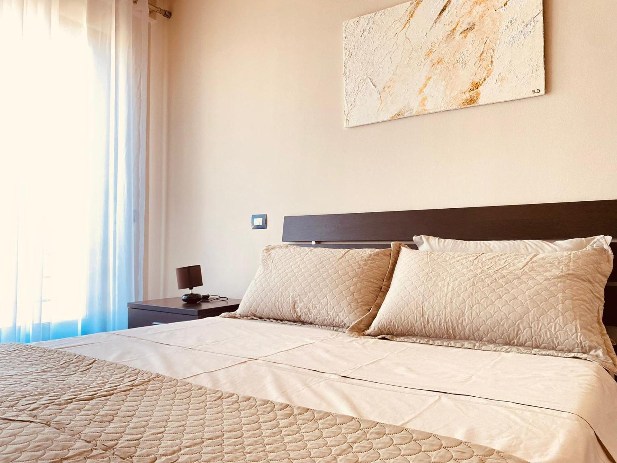 Nemis Apartments In The Centre Of Tirana Four Free Parking Extérieur photo