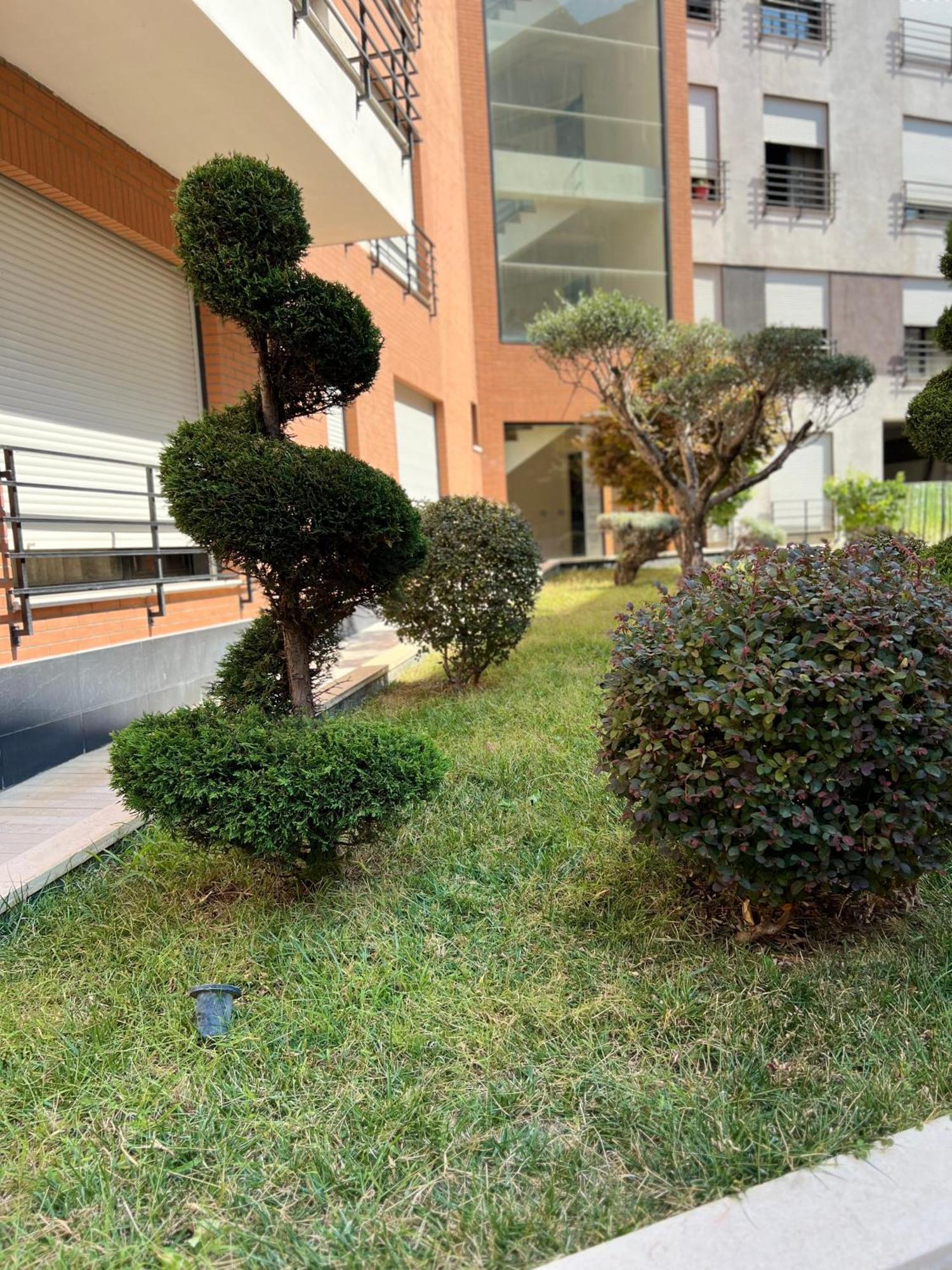 Nemis Apartments In The Centre Of Tirana Four Free Parking Extérieur photo
